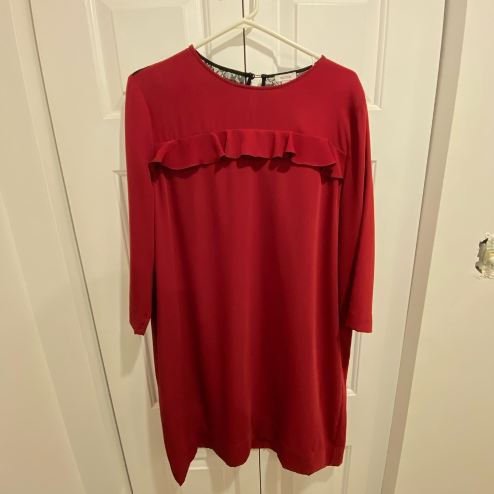 Tristan red midi dress size L – long sleeves ruffle detail – elegant work dress